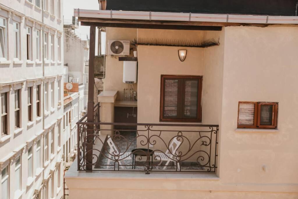 Galadoo 4th Floor Apartment